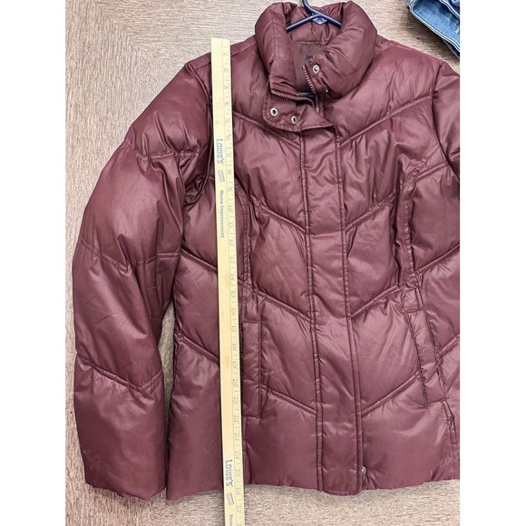 Gap Purple Plum Chevron Zip with Snap Overlay Puffer Coat Sz M Water Resistant - Picture 7 of 9